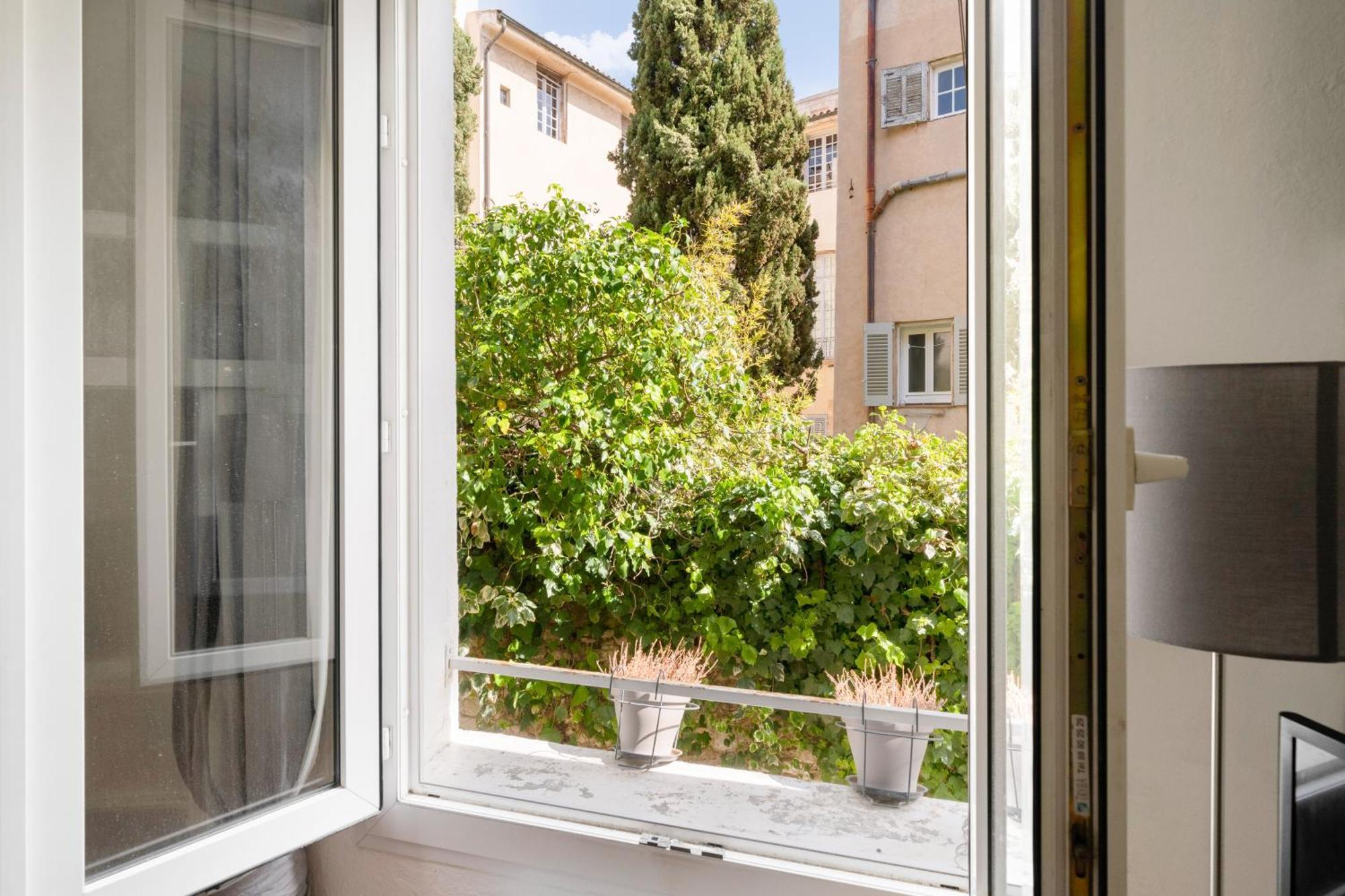 Studio - Coeur D'Aix En Provence - Calme - Sans Vis-A-Vis เอ็ก-ซอง-โพรวองซ์ ภายนอก รูปภาพ